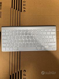Magic Keyboard Apple