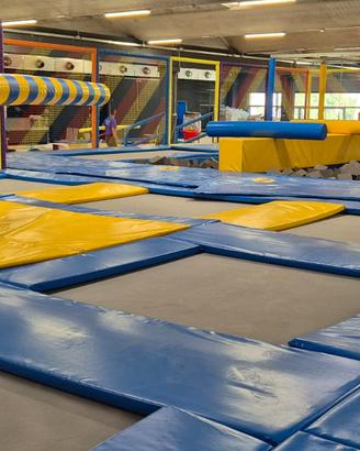 Progettiamo e Realizziamo  Parchi Gioco Trampolini