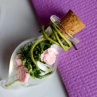 ciondolo con mini rose fatte a mano 