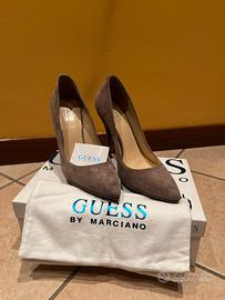 Décolleté Guess
