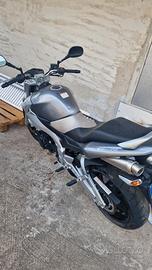 Suzuki gsr 600