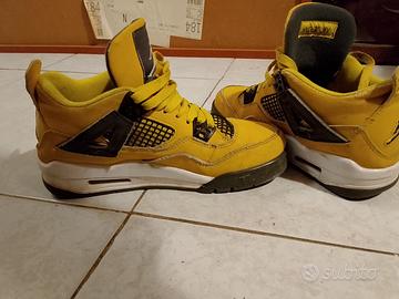 Air Jordan 4 Flight gialle