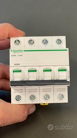 Schneider ic60n c40a interruttore automatico