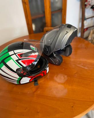Caschi moto integrale e modulare
