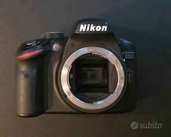 Nikon D3200 +Obiettivo AF-S DX 18-55mm + Accessori