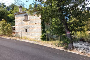 Casetta rustica con terreno