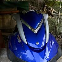 Moto d'acqua WaveRunner 1.100 160cv