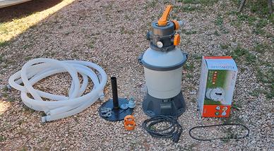pompa per piscina + piscina (solo se interessati)