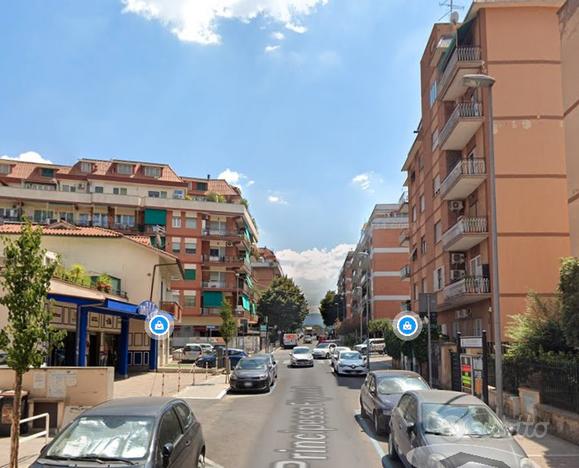 Ciampino quadrilocale con balcone