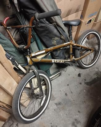 bmx gt biker professionale