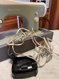 Macchina da cucire Queen Sewer vintage