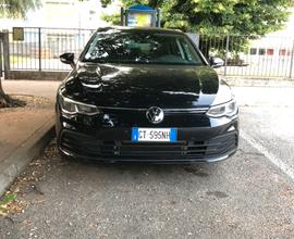 Volkswagen golf 8 2.0 tdi 150cv DSG