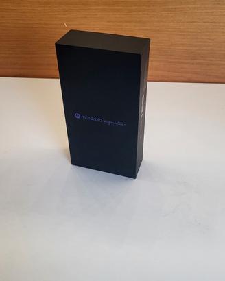 MOTOROLA SIGNATURE 16/512GB