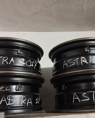 Cerchi in ferro Opel Astra 16 pollici usati