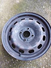 cerchio in ferro per Ford da 15