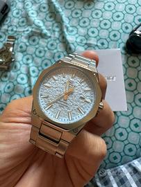 Casio con vetro zaffiro nuovo