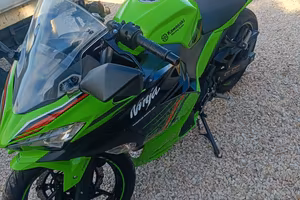 NINJA KAWASAKI 400 ANNO 2023