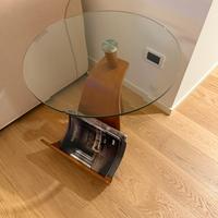 Tavolino rotondo vetro portariviste