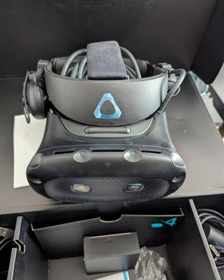 Visore Realtà Virtuale HTC Vive Cosmos per PC