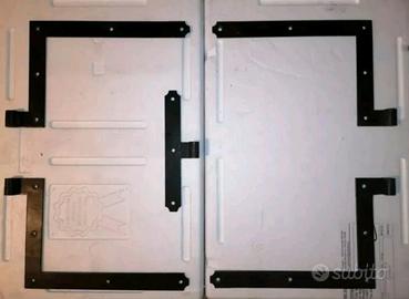 Cerniere per porte o portoni