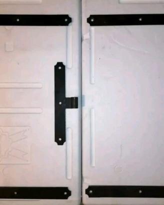 Cerniere per porte o portoni