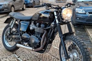 triumph bonneville 900