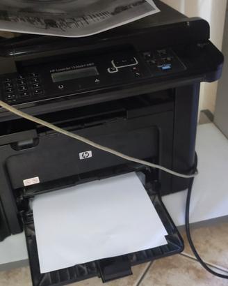 Stampante HP laserjet+due ricariche 