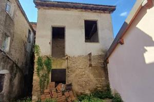 Immobile in asta di 989 m² a Bargagli