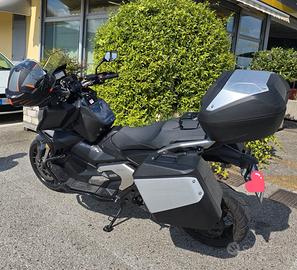 Moto/scooter HONDA XADV 750