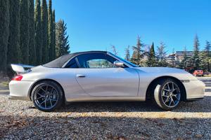 Porsche 911  996 Carrera 4 cabrio 320cv