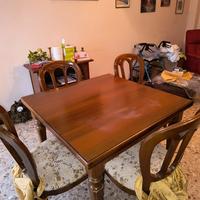 tavolo e sedie 