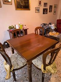 tavolo e sedie 