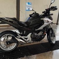 Honda nc750x pari al nuovo