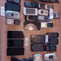 Cellulari vintage colezione NOKIA,Iphome, Mototrol