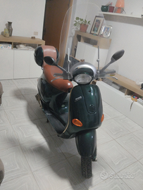 Vespa 50 piaggio ET4 anno 2091