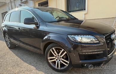 Audi Q7 3.0 V6 TDI 233CV quattro tiptronic