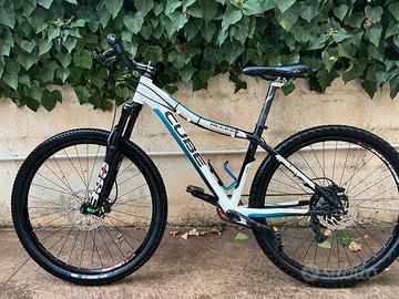 MTB Cube Access 27.5 Telaio Superlite Top di gamma