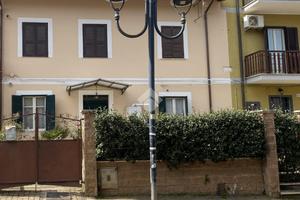 3 LOCALI A SAN CESAREO