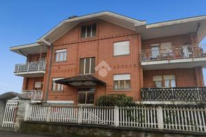 4 LOCALI A SAN FRANCESCO AL CAMPO