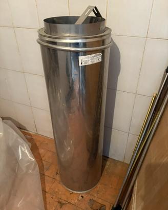 Tubo in acciaio per canna fumaria