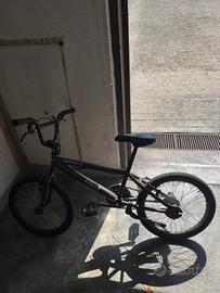 🚲 BMX KAM / Gravity