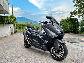 TMAX 530 AKRAPOVIC