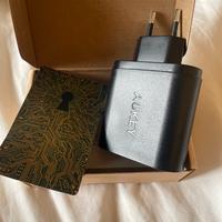 Caricatore turbo charger aukey