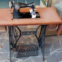 macchina Singer d'epoca  base Singer e mobili