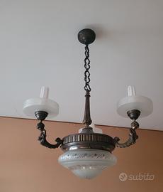 Lampadario Antico in Bronzo e Vetro