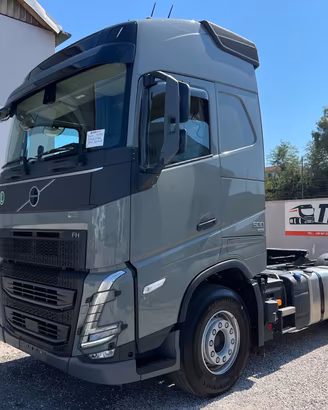 Volvo Fh 500 Globetrotter, I-Save, anno 2025, solo