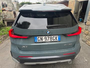 BMW X1 23i