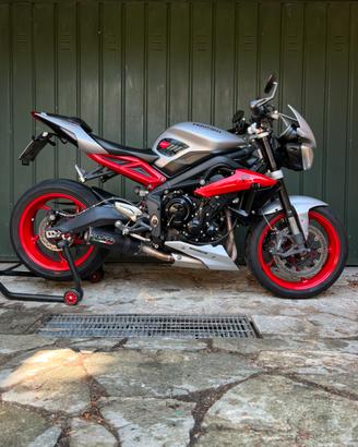 Triumph street triple 675 rx