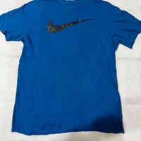 Nike Uomo T-Shirt Logo Swoosh – Blu, Taglia XXL