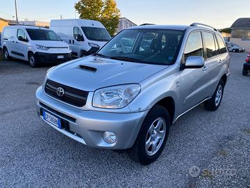 TOYOTA RAV 4 MY23 RAV4 2.0 Tdi D-4D cat 5 porte